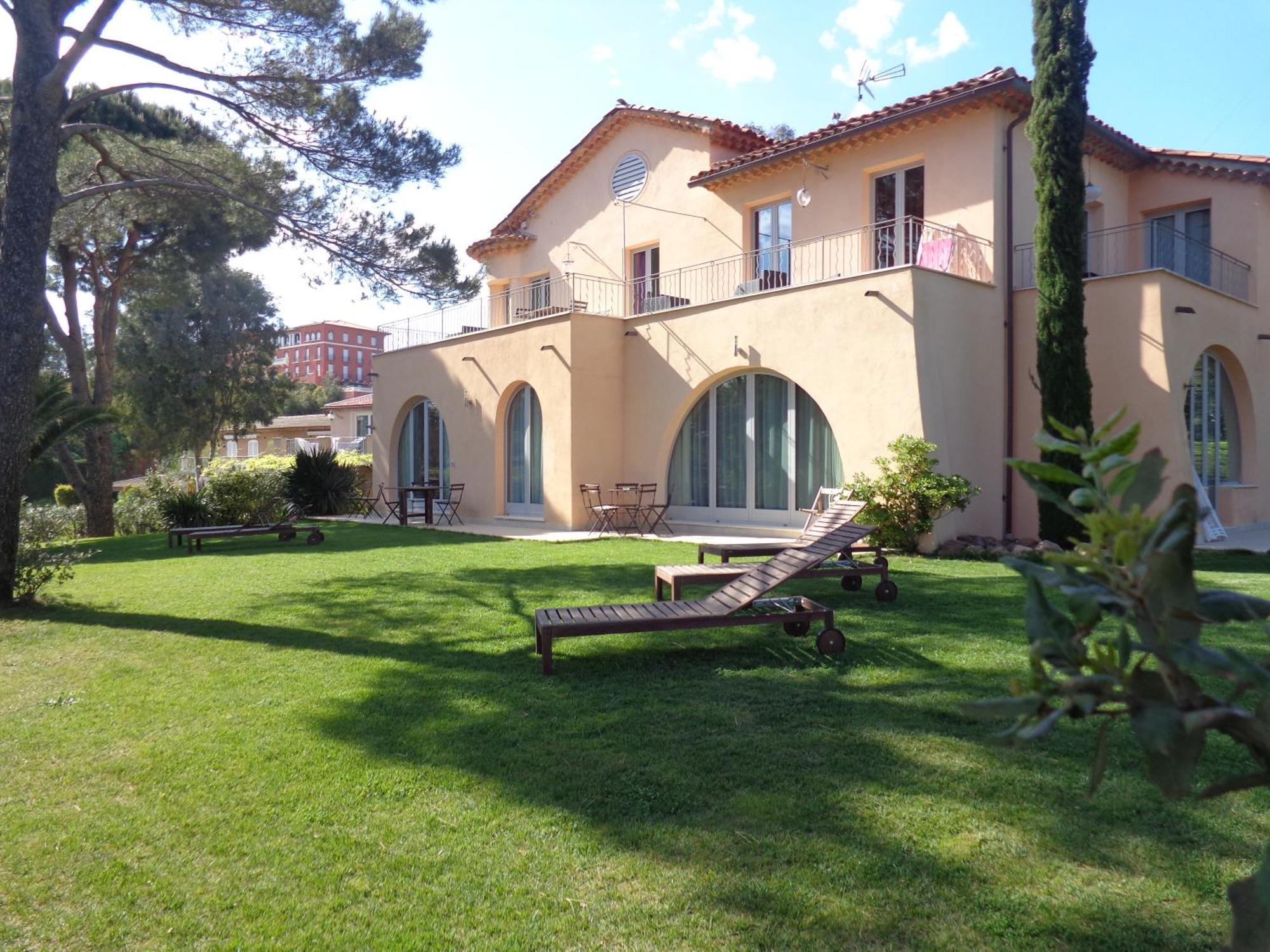 Villa Angelina Front Beach Grimaud Exteriör bild