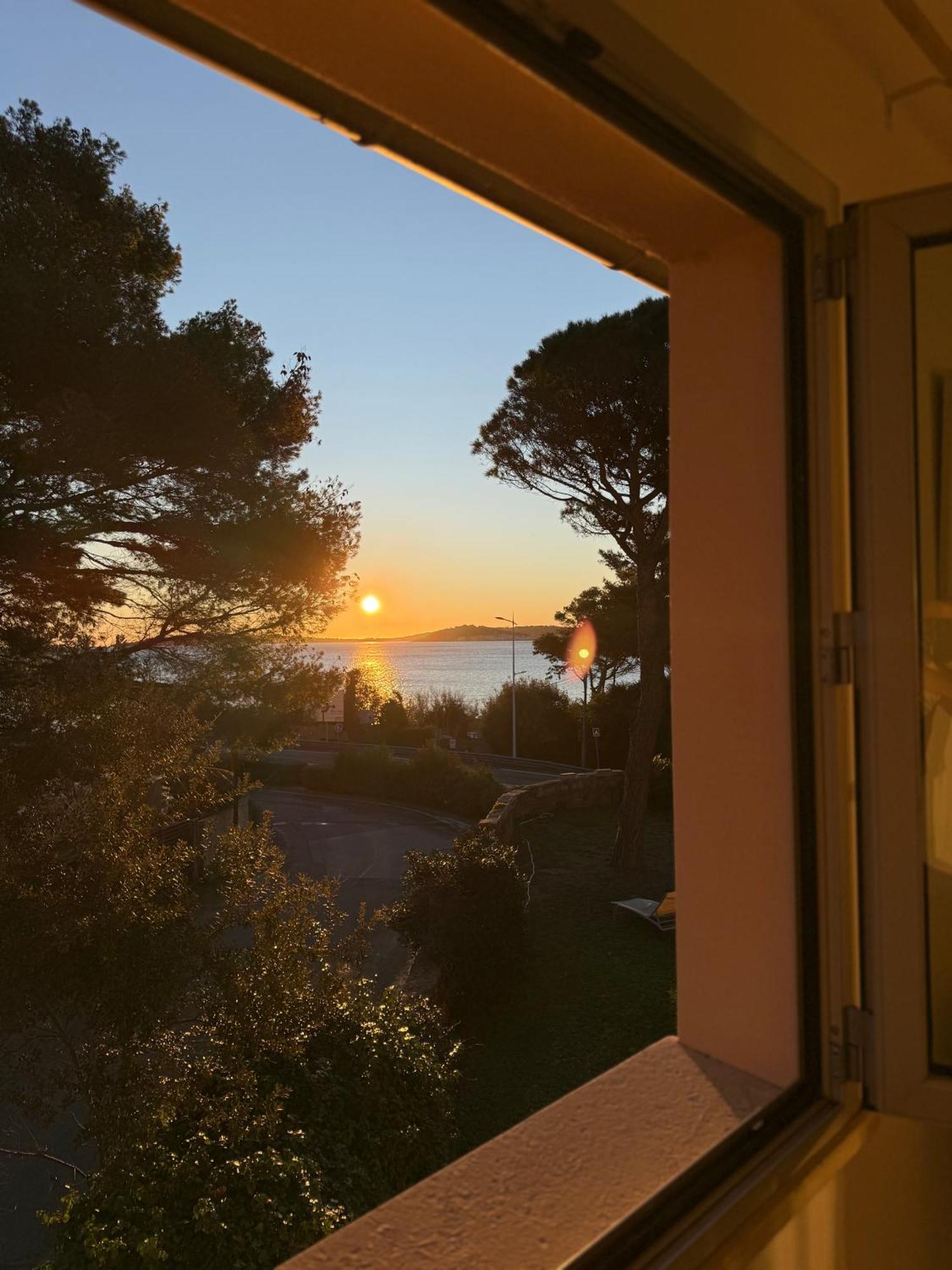 Villa Angelina Front Beach Grimaud Exteriör bild