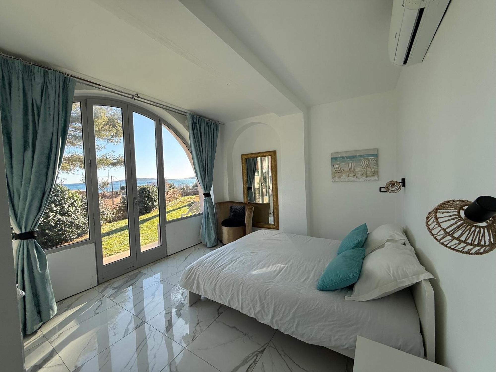 Villa Angelina Front Beach Grimaud Exteriör bild